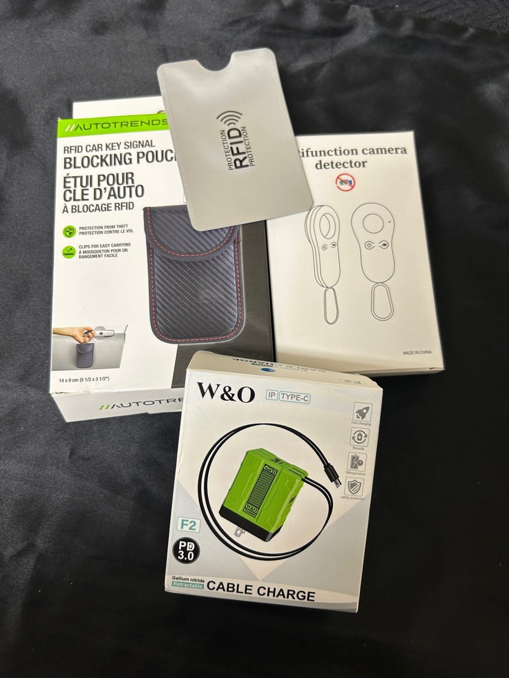 Bundle: Fast , RFID Pouch, RFID card protection, Camera Detection